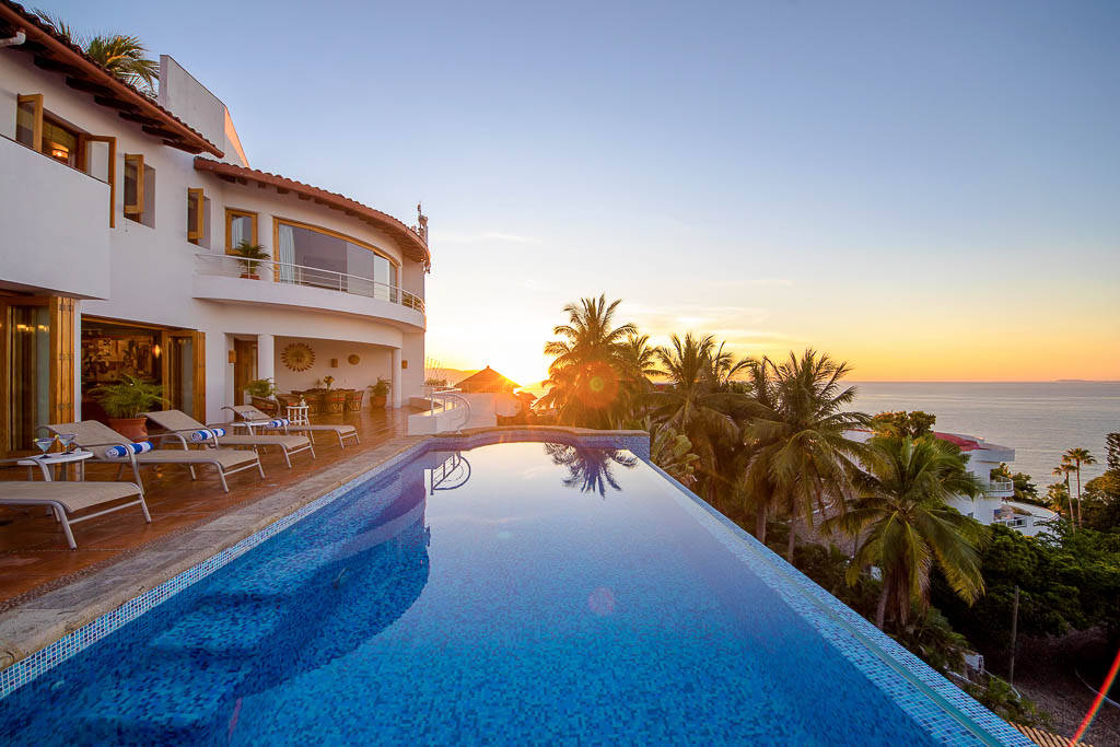Villa - Full Ocean View, Short Walk to Beach & Private Pool Villa - Full Ocean View, Short Walk to Beach & Private Pool